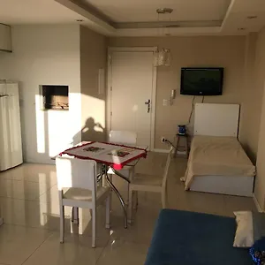 https://apartamento-p-8-com-garagem-churasqueira-e-piscina.hotels-portoalegre.net